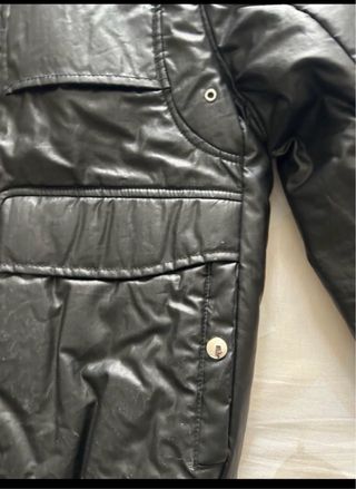 Cazadora NEGRA PERFECTA XL ZARA 1 uso PERFECTA 15€