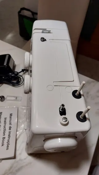 Máquina de coser Elna 1000 Sew Zebra