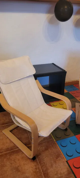 Sillón mecedora infantil