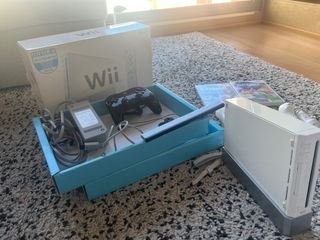 Nintendo Wii + Wii Sports