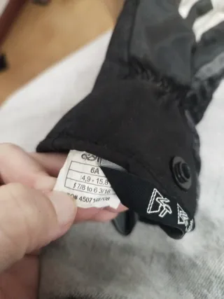 Pantalón esquí T. 122/128 (6-8 años) con guantes