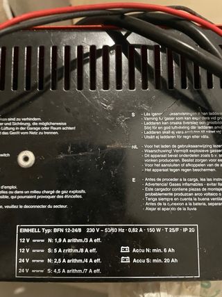 Cargador Batería 12/24V