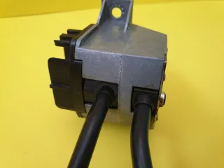 Ford Fiesta 1 serie leva devioluce devio guida 77F