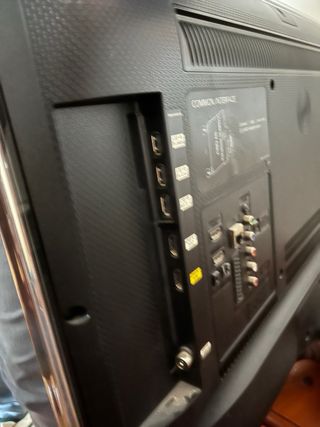 Samsung TV 32'' pulgadas UE32H6400AW