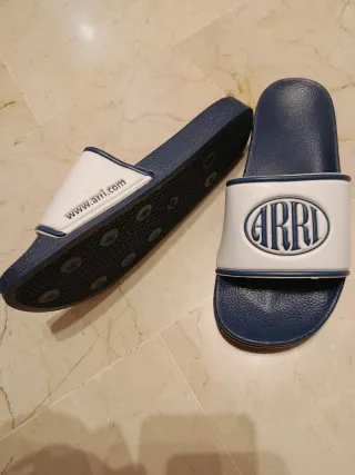 Chanclas ARRI Talla 42 Azul y Blanco