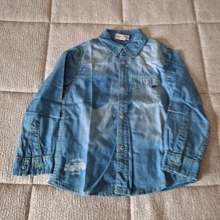 Set Brums: maglioncino rosso e camicia jeans