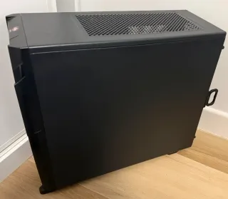 Caja Torre Aerocool VS-9.