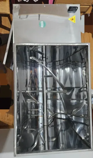 Mezcladora de masa industrial