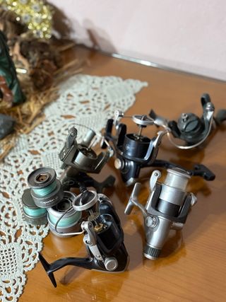 Lote de carretes de pesca