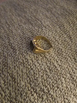 Sello de oro 18 quilates