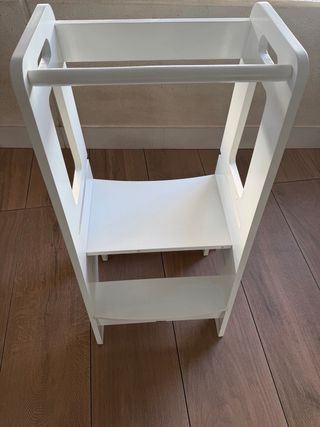 Torre di apprendimento Montessori bianca