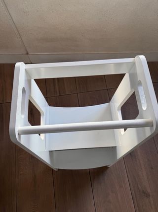 Torre di apprendimento Montessori bianca