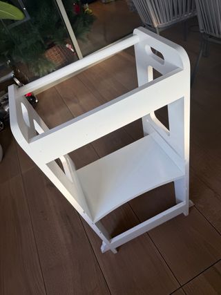 Torre di apprendimento Montessori bianca