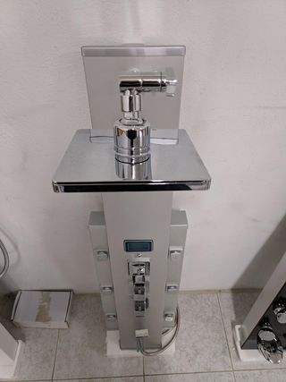 Columna hidromasaje termostatica aluminio mate
