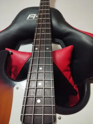 Bajo Eléctrico PJ Sunburst...