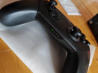 Originale Nintendo Switch Controller Pro - Nuovo