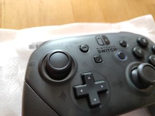 Originale Nintendo Switch Controller Pro - Nuovo
