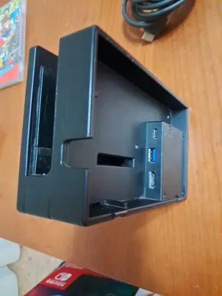 Dock Carga y TV + Cables Originales Switch