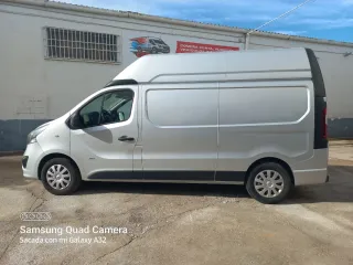 Opel Vivaro 2015