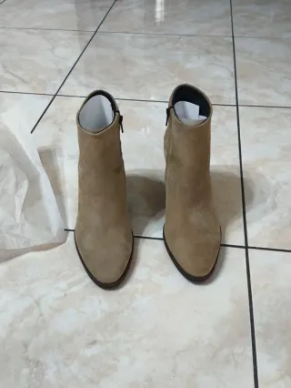 Stivaletti donna beige/marrone