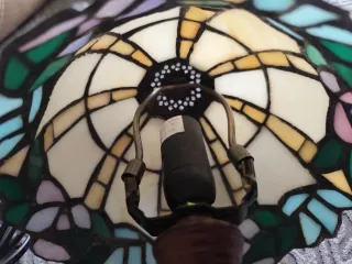 Juego 2 lamparitas mesita Tiffany cristal y metal