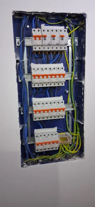 Trabajos eléctricos