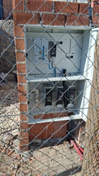 Trabajos eléctricos