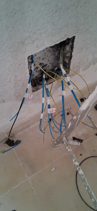 Trabajos eléctricos
