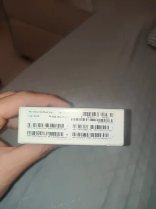 Samsung Galaxy A06 Blanco 4G LTE Global. 4GB RAM.