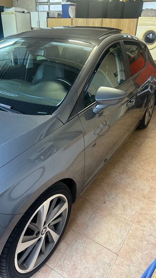 SEAT Leon 2015 (No negociable)