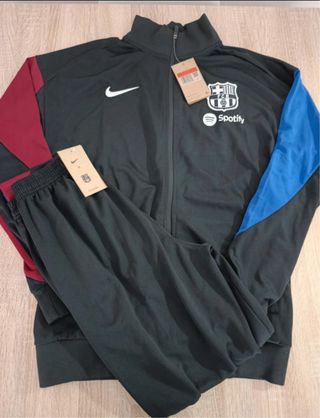 Chándal fcBarcelona negro talla L a estrenar