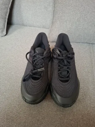 Scarpe Nike nere taglia 36