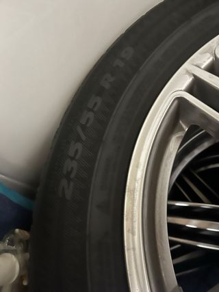 Llantas Porsche Macan Michelin Latitude Sport