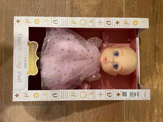 Muñeca Cuddle Baby FAO Schwarz 35cm. Nueva