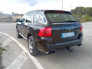 Porsche Cayenne 2005