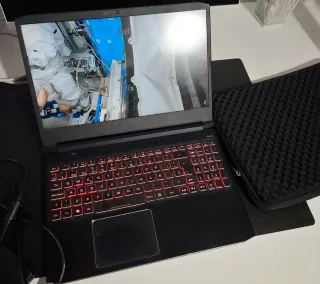 Acer Predator Helios 300 Gaming i7 / RTX 2060