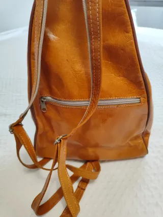 Mochila de piel marrón