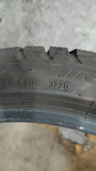 Neumáticos Invierno Pirelli 225/40R18 92V