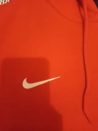 Sudadera Nike Roja con Capucha