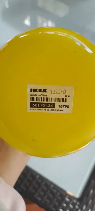 Jarrón amarillo Ikea de cristal