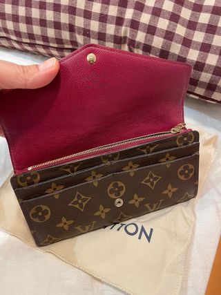 Cartera Louis Vuitton Sarah Monogram