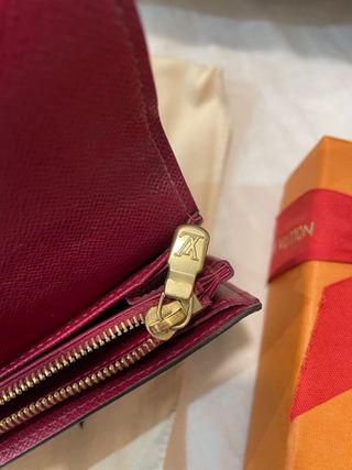 Cartera Louis Vuitton Sarah Monogram