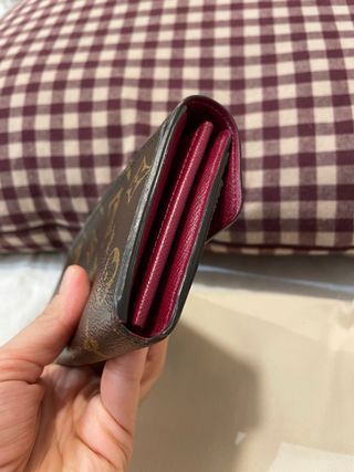 Cartera Louis Vuitton Sarah Monogram