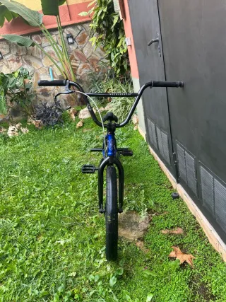 Bicicleta BMX Wethepeople Negra