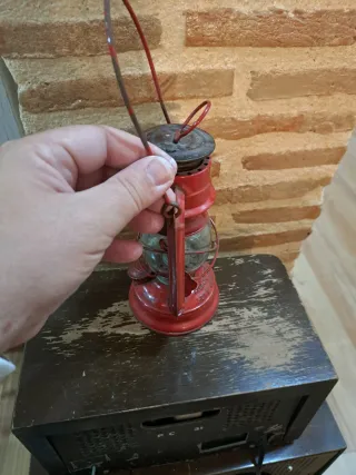 Lámpara Farol Antigua Roja