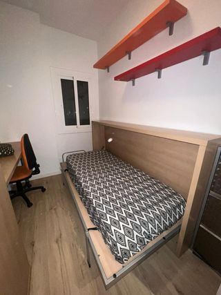 Cama Plegable y estanterías Madera/Metal