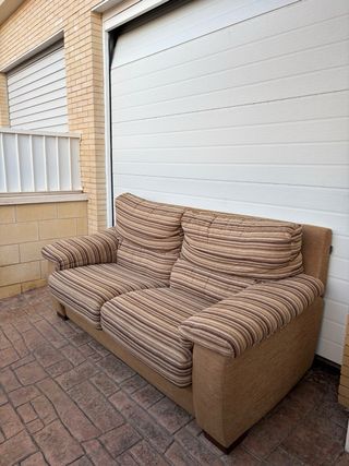 Sofá de 3 plazas beige y marrón