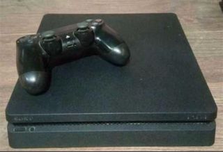 Consola Sony PlayStation 4 y 3 Negra
