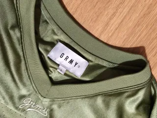 Camiseta Grimey 80 Verde y Multicolor.