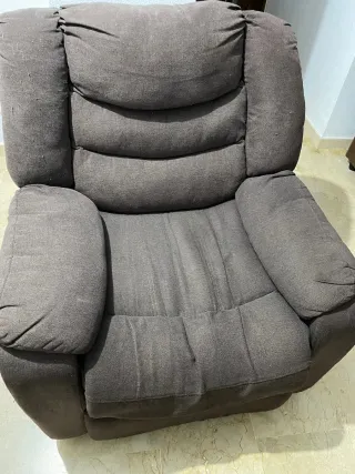 Sillón reclinable eléctrico marrón